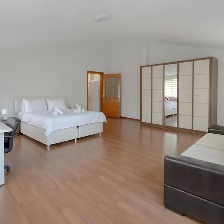 2br Family House With Terrace In Sisli